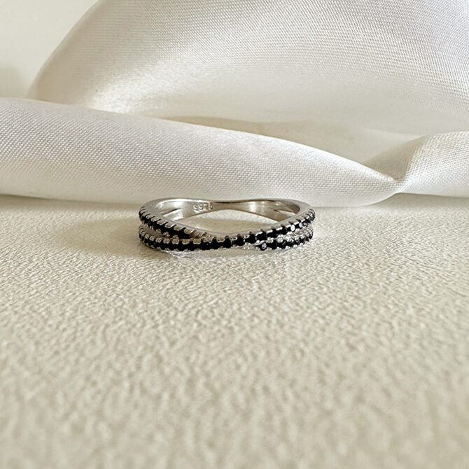 Soho Black CrissCross Band - Image 3
