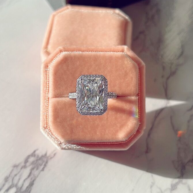 Achalugo Engagement Ring - Image 3